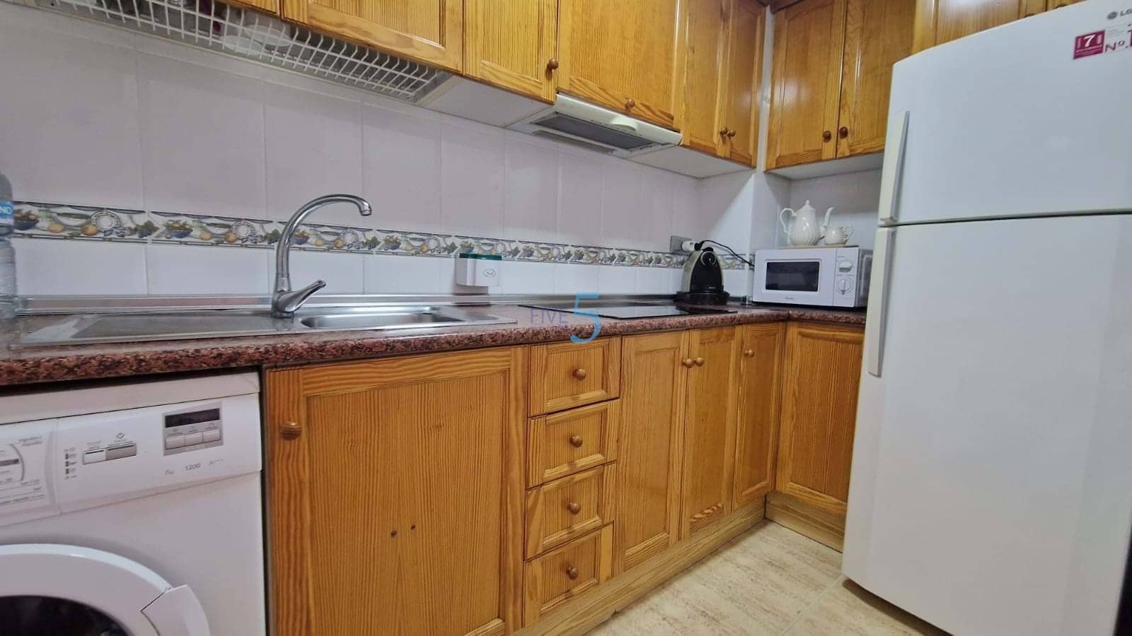 Apartamento de 2 habitaciones en Torrevieja en venta - 162.500 € (Ref: 9199962)