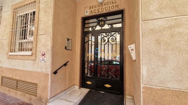 Apartamento de 2 habitaciones en Torrevieja en venta - 162.500 € (Ref: 9199962)