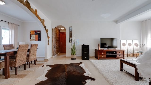 4 camera da letto Villa in vendita in Ciudad Quesada, Rojales con piscina garage - 445.000 € (Rif: 9201566)