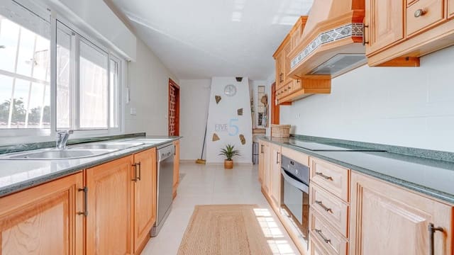 4 camera da letto Villa in vendita in Ciudad Quesada, Rojales con piscina garage - 445.000 € (Rif: 9201566)