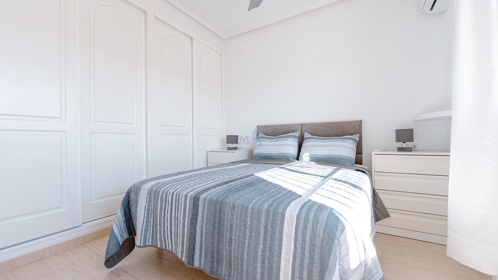 3 chambre Villa/Maison Semi-Mitoyenne à vendre à Ciudad Quesada avec piscine - 239 995 € (Ref: 9201567)