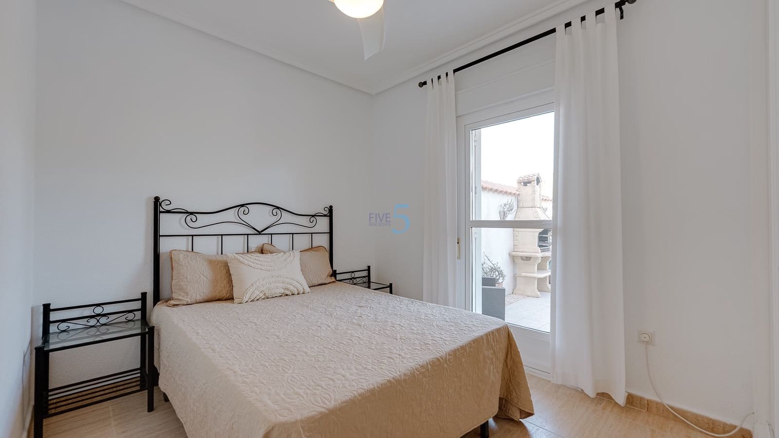 3 chambre Villa/Maison Semi-Mitoyenne à vendre à Ciudad Quesada avec piscine - 239 995 € (Ref: 9201567)