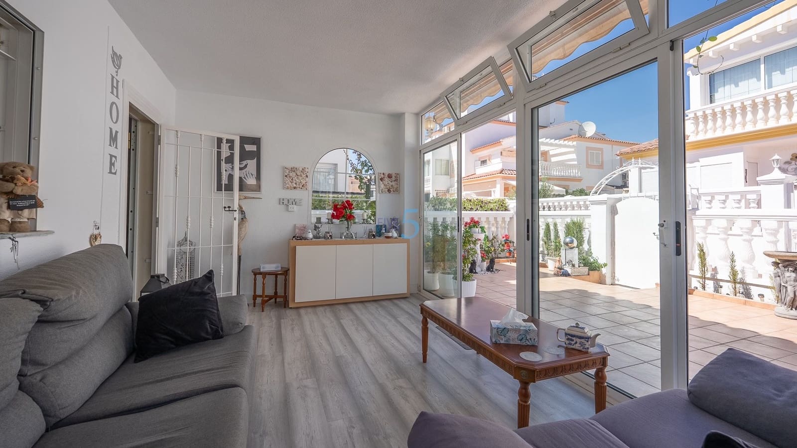 3 soverom Hus til salgs i Playa Flamenca med svømmebasseng garasje - € 319 900 (Ref: 9201568)