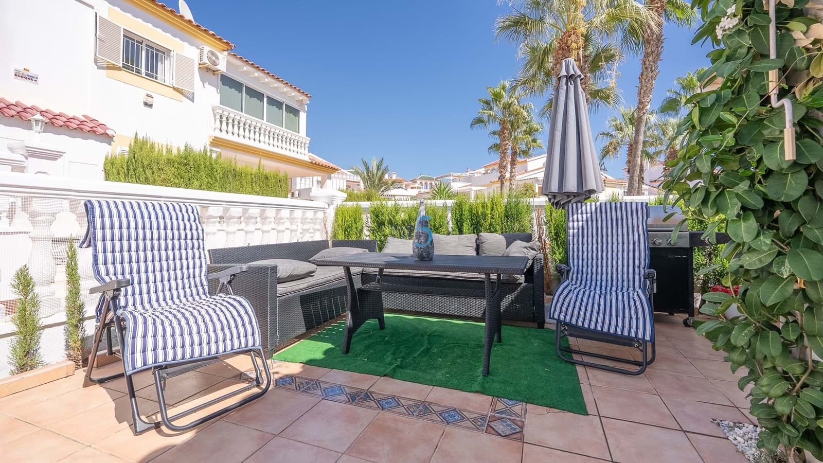 3 soverom Hus til salgs i Playa Flamenca med svømmebasseng garasje - € 319 900 (Ref: 9201568)