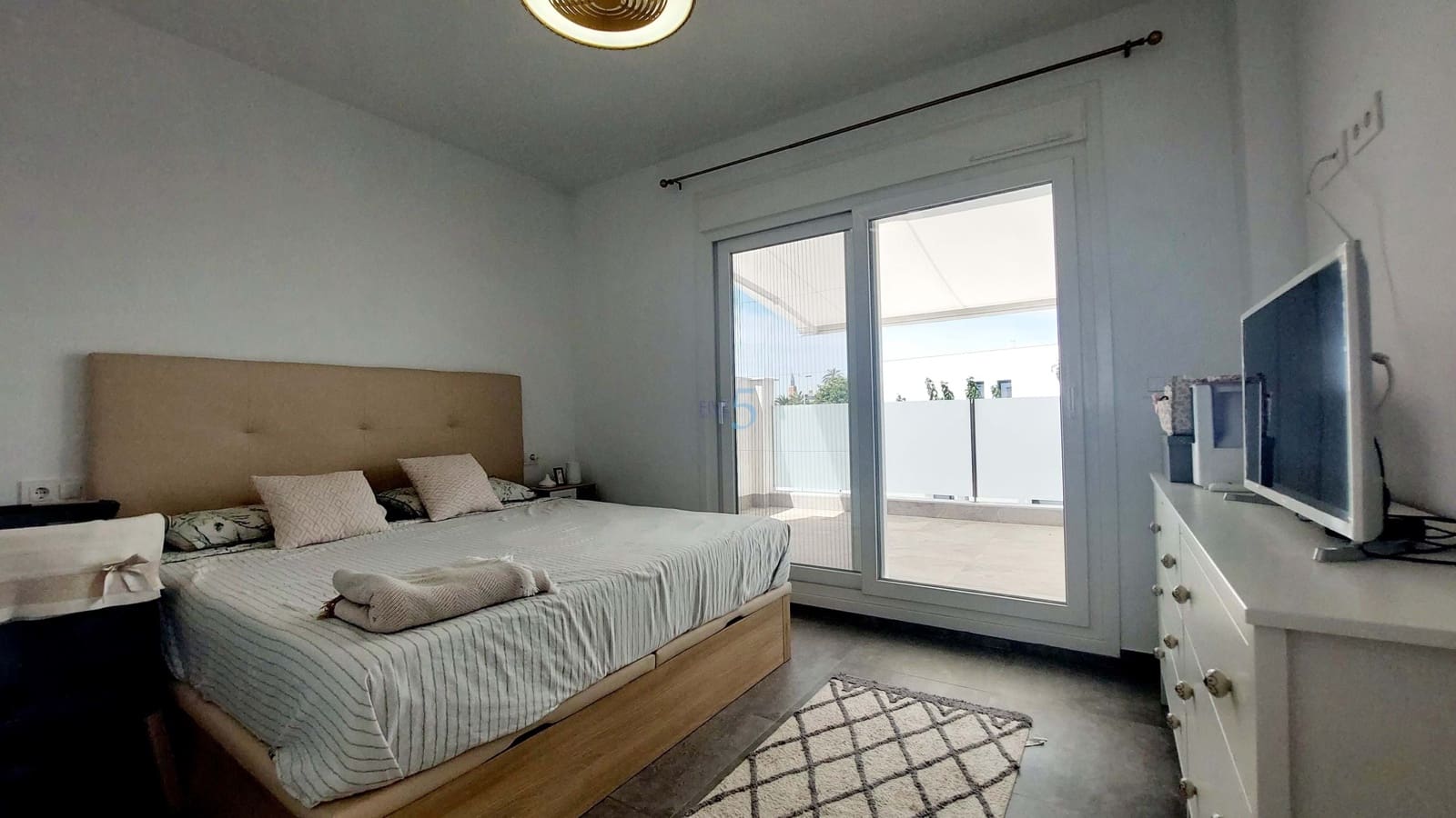 3 bedroom Villa for sale in San Pedro del Pinatar with pool garage - € 399,000 (Ref: 9204898)