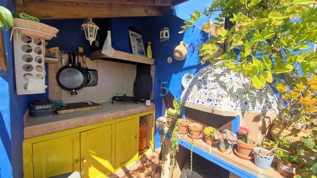 3 makuuhuone Omakotitalo myytävänä paikassa Rojales mukana 
autotalli - 372 500 € (Ref: 9207833)