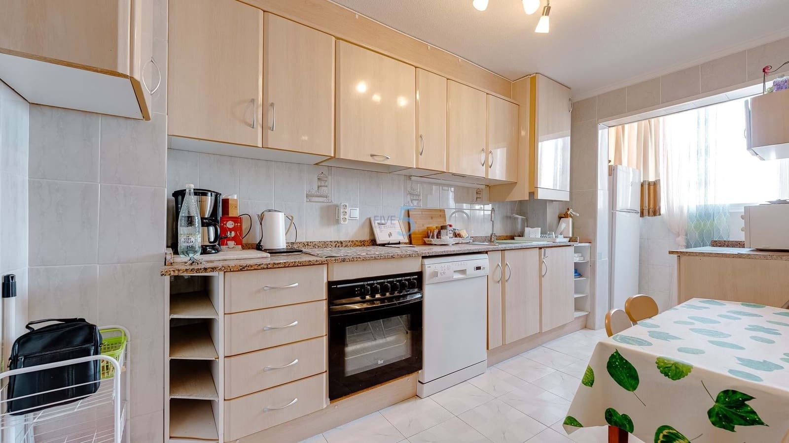 Apartamento de 3 habitaciones en Torrevieja en venta - 179.000 € (Ref: 9209297)