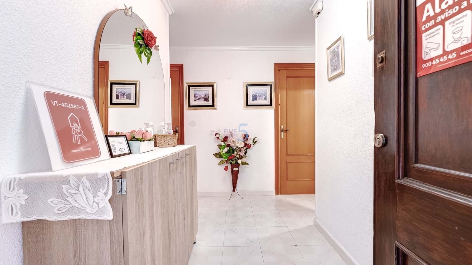 Apartamento de 3 habitaciones en Torrevieja en venta - 179.000 € (Ref: 9209297)