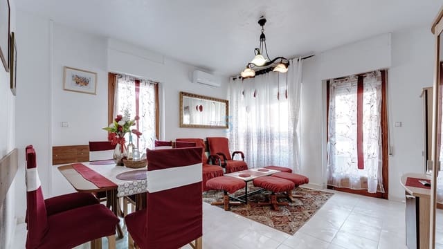 Apartamento de 3 habitaciones en Torrevieja en venta - 179.000 € (Ref: 9209297)