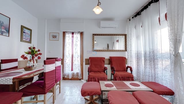 Apartamento de 3 habitaciones en Torrevieja en venta - 179.000 € (Ref: 9209297)