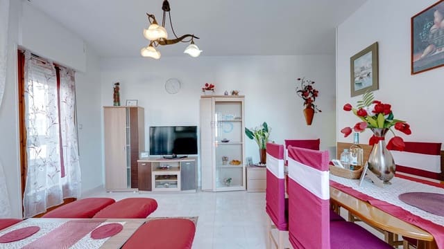 Apartamento de 3 habitaciones en Torrevieja en venta - 179.000 € (Ref: 9209297)