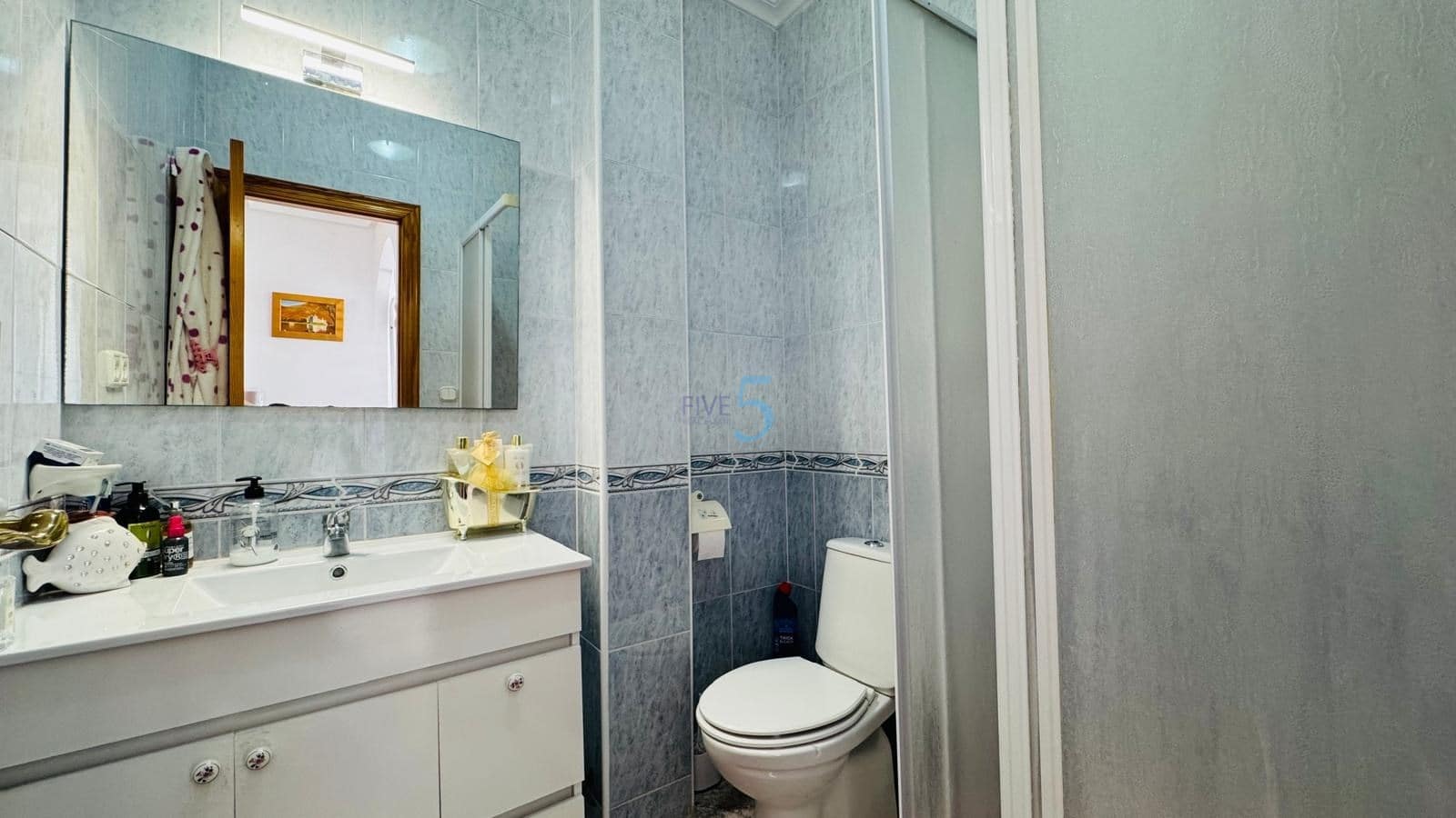 4 chambre Villa/Maison à vendre à Villamartin avec piscine garage - 299 999 € (Ref: 9211342)