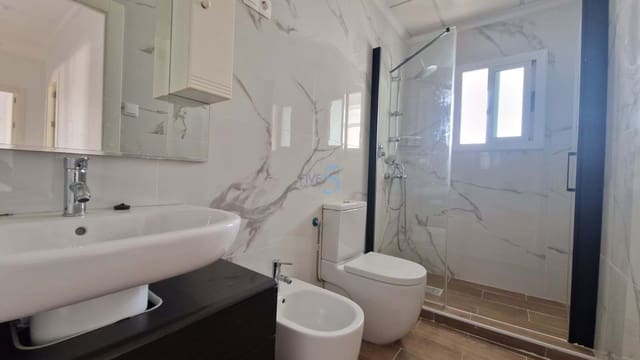 3 chambre Appartement à vendre à Almoradí - 85 000 € (Ref: 9216334)