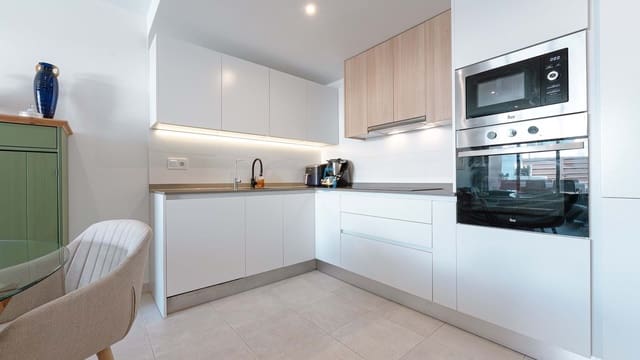 Chalet de 3 habitaciones en San Pedro del Pinatar en venta con piscina - 329.000 € (Ref: 9217796)