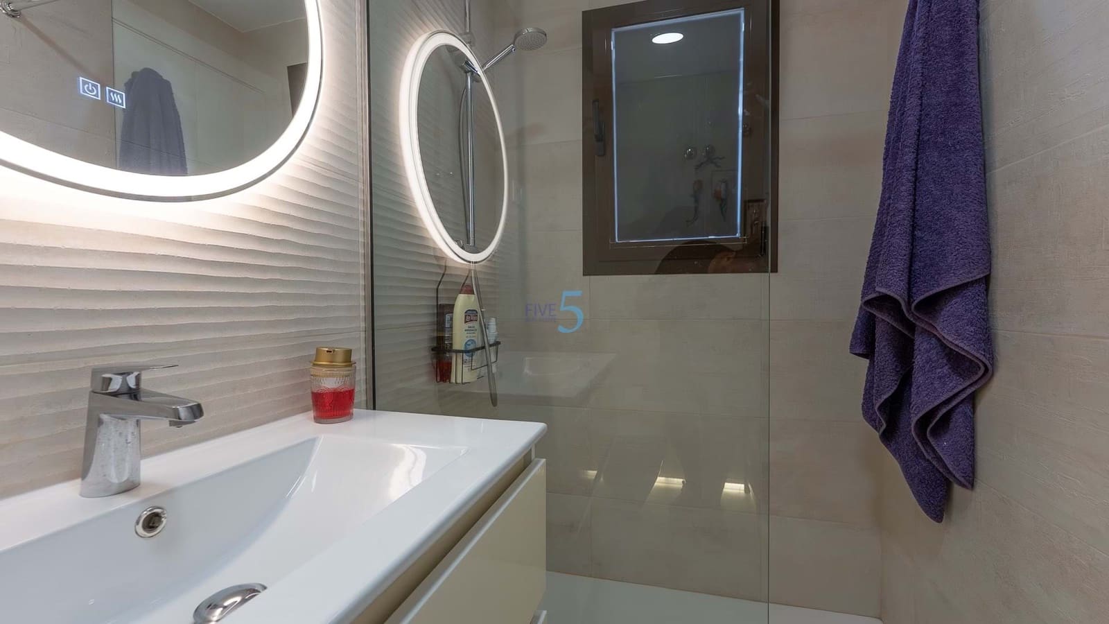 Chalet de 3 habitaciones en San Pedro del Pinatar en venta con piscina - 329.000 € (Ref: 9217796)