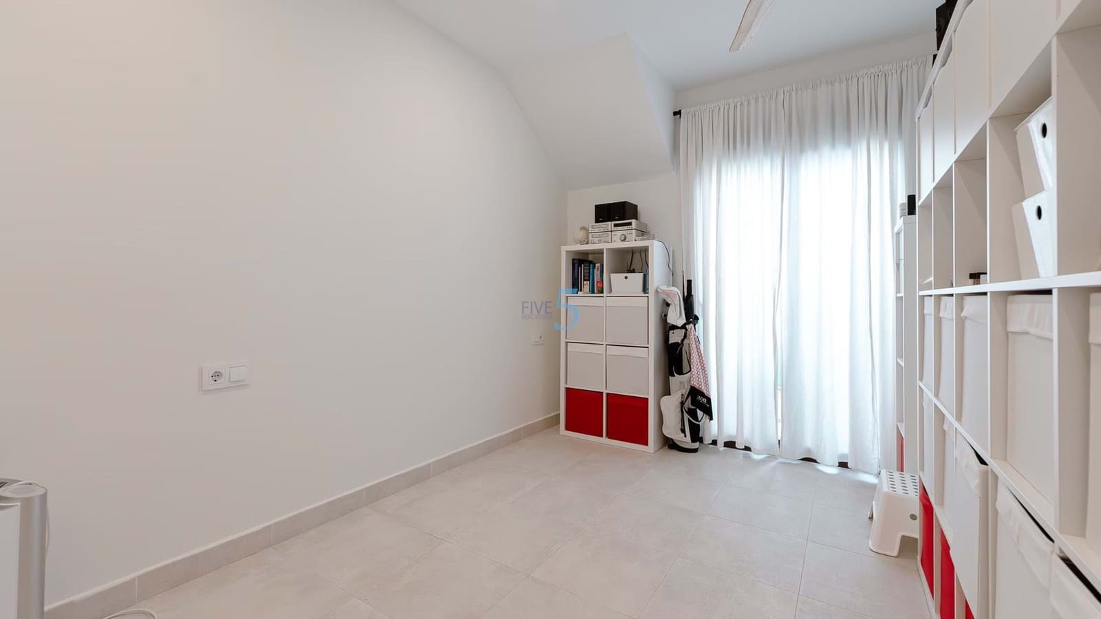 Chalet de 3 habitaciones en San Pedro del Pinatar en venta con piscina - 329.000 € (Ref: 9217796)