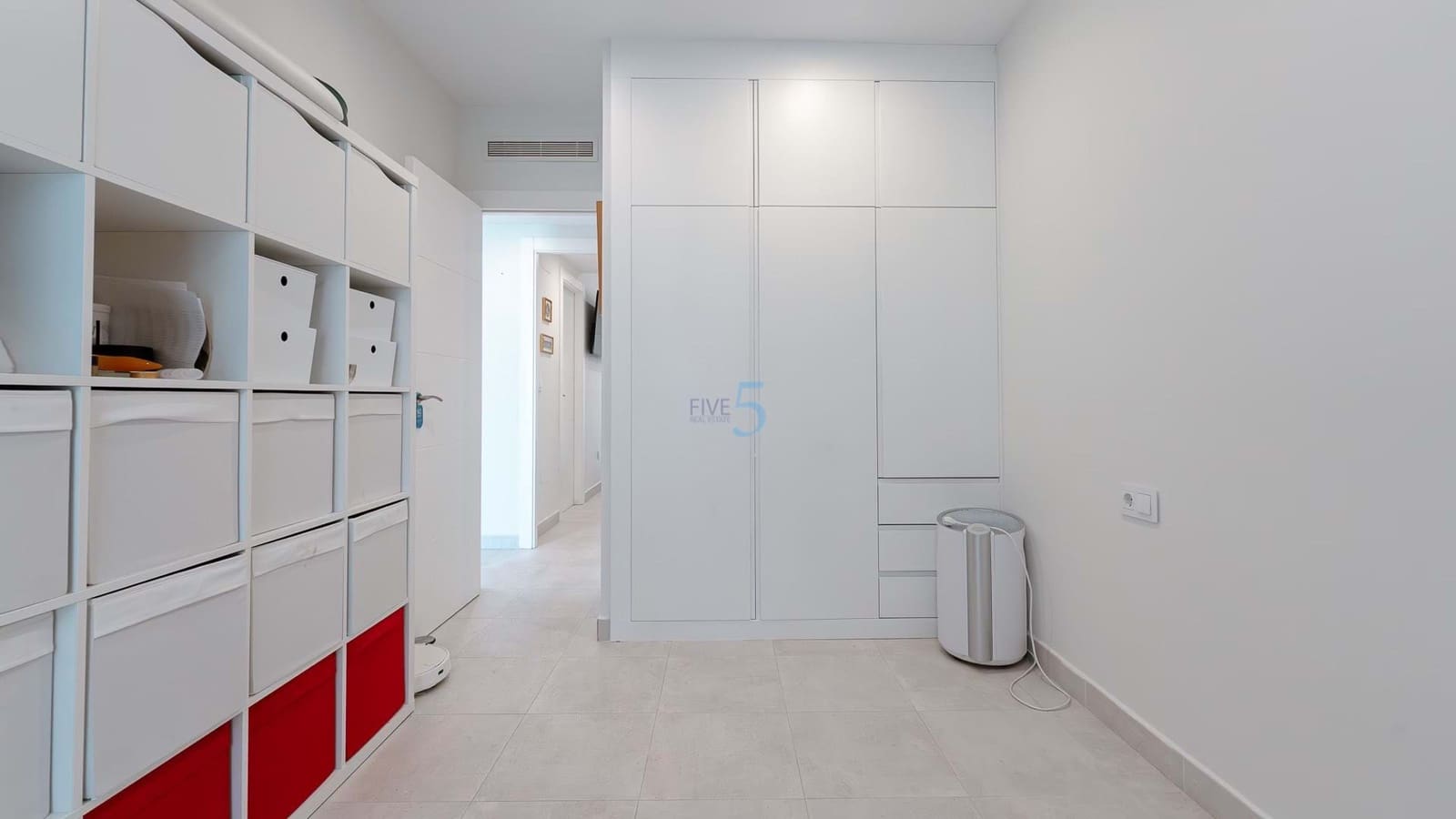 Chalet de 3 habitaciones en San Pedro del Pinatar en venta con piscina - 329.000 € (Ref: 9217796)