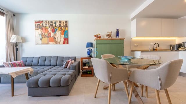 Chalet de 3 habitaciones en San Pedro del Pinatar en venta con piscina - 329.000 € (Ref: 9217796)
