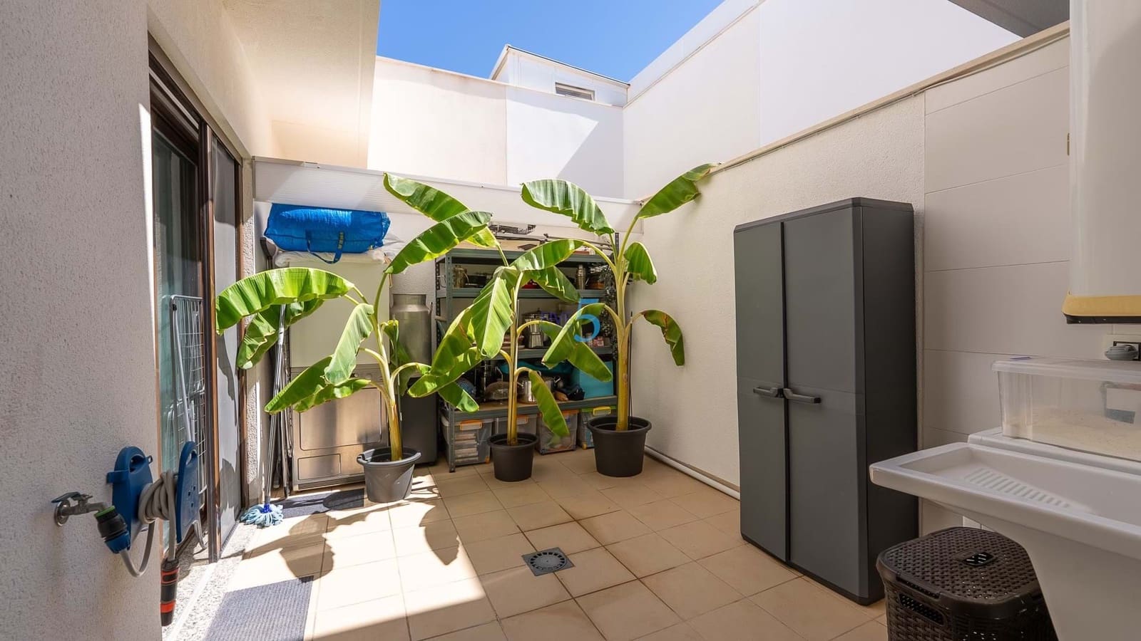 Chalet de 3 habitaciones en San Pedro del Pinatar en venta con piscina - 329.000 € (Ref: 9217796)