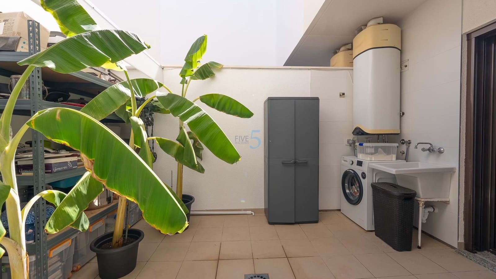 Chalet de 3 habitaciones en San Pedro del Pinatar en venta con piscina - 329.000 € (Ref: 9217796)