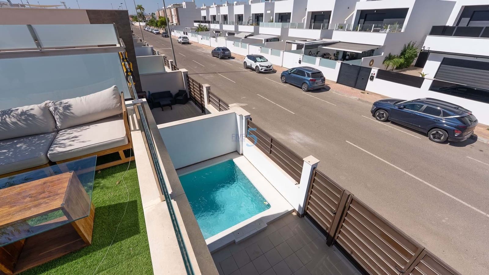 Chalet de 3 habitaciones en San Pedro del Pinatar en venta con piscina - 329.000 € (Ref: 9217796)