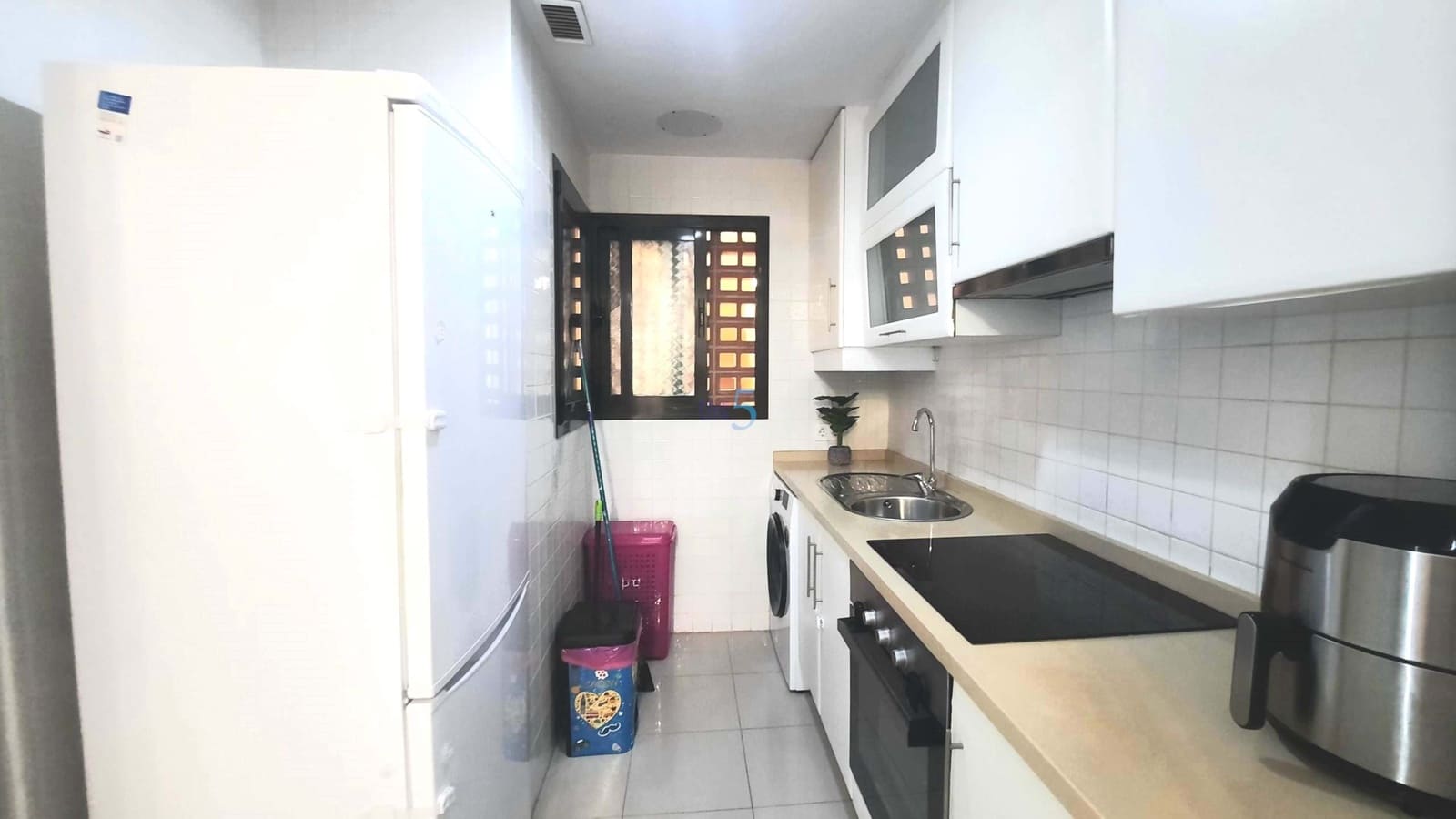 2 soverom Leilighet til salgs i Roda med svømmebasseng garasje - € 175 000 (Ref: 9217797)