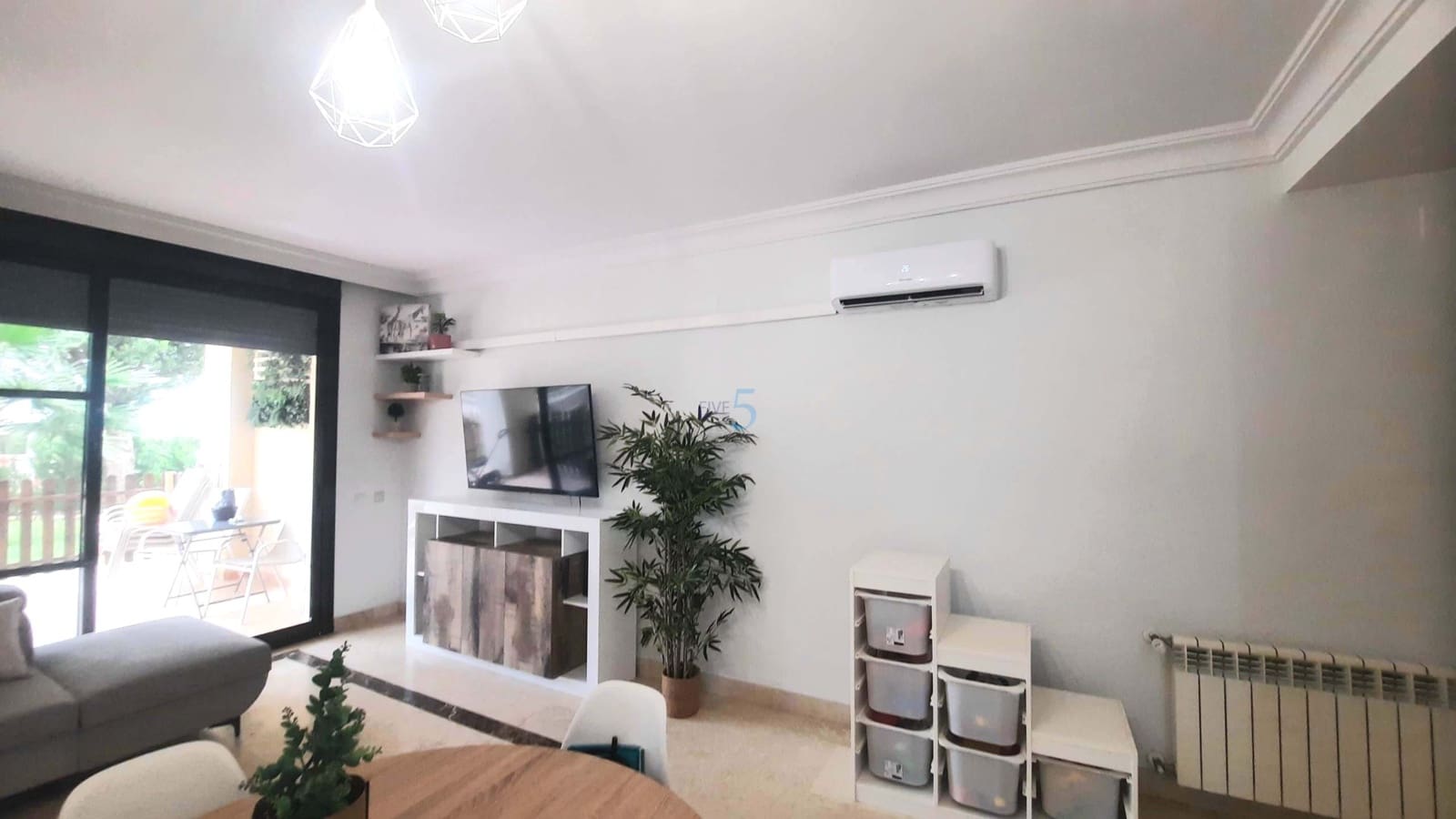 2 soverom Leilighet til salgs i Roda med svømmebasseng garasje - € 175 000 (Ref: 9217797)