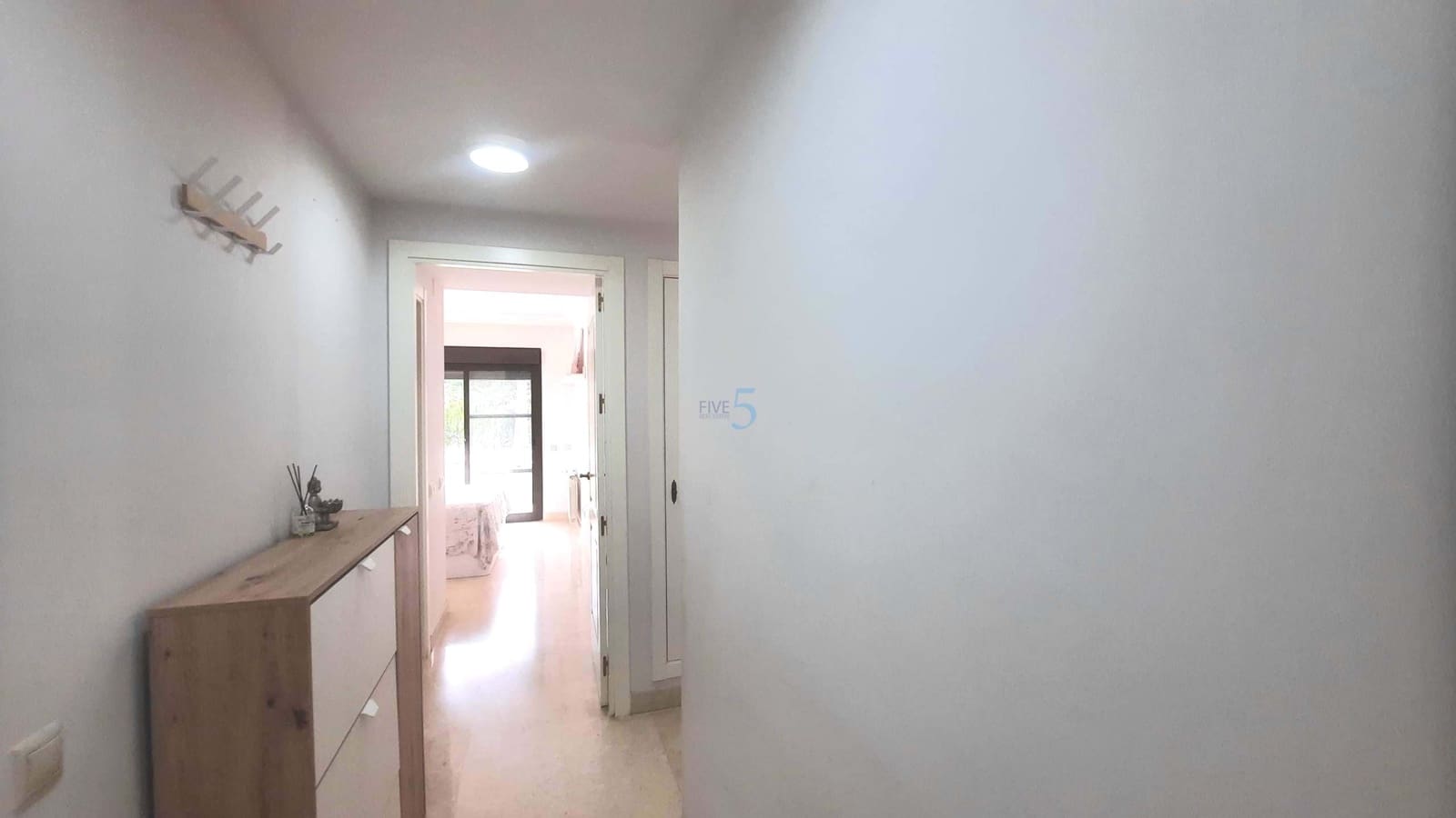 2 soverom Leilighet til salgs i Roda med svømmebasseng garasje - € 175 000 (Ref: 9217797)