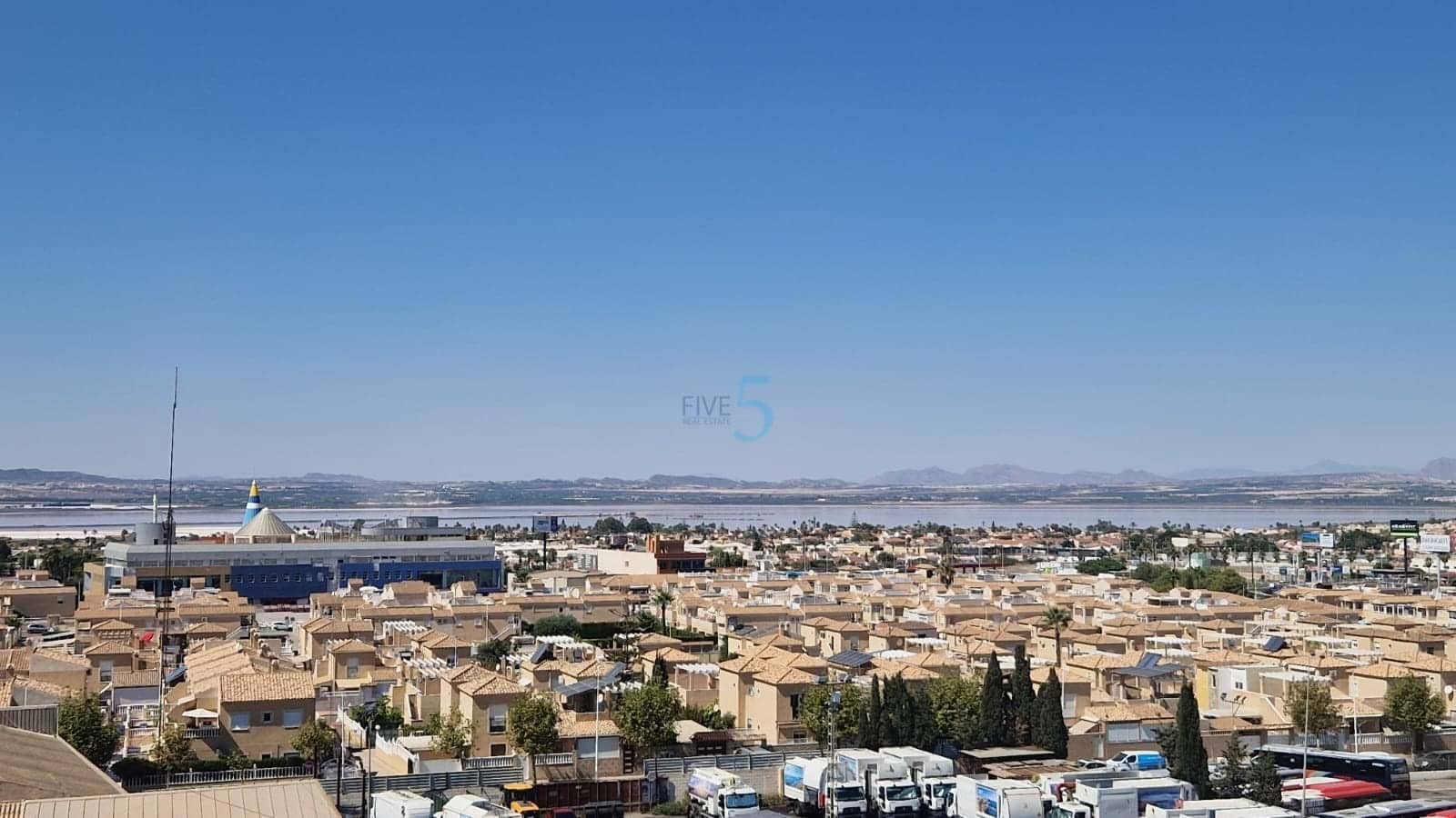 2 soverom Leilighet til salgs i Torrevieja med garasje - € 155 000 (Ref: 9219320)