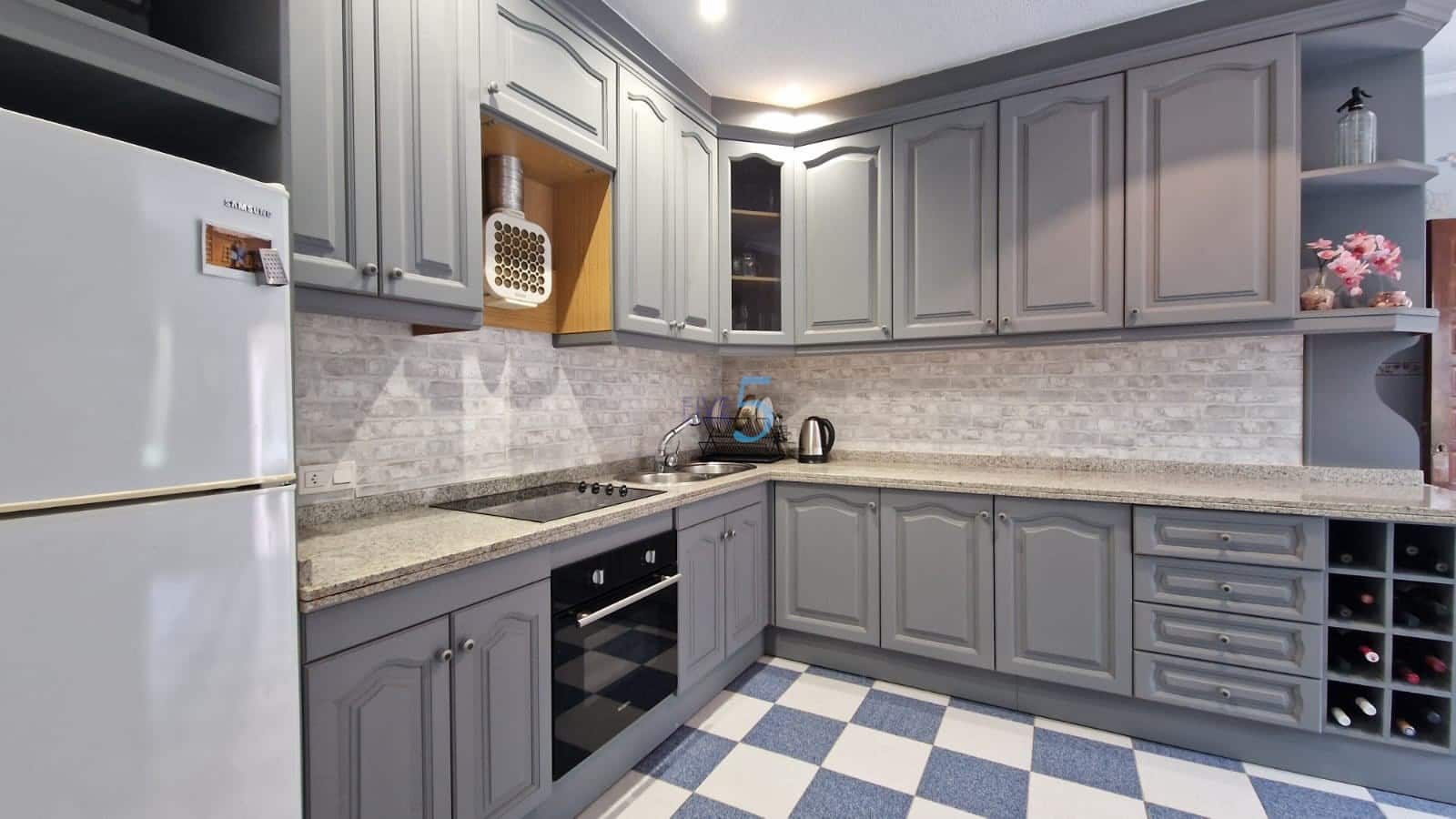 5 makuuhuone Huvila myytävänä paikassa Ciudad Quesada mukana uima-altaan 
autotalli - 475 000 € (Ref: 9219599)