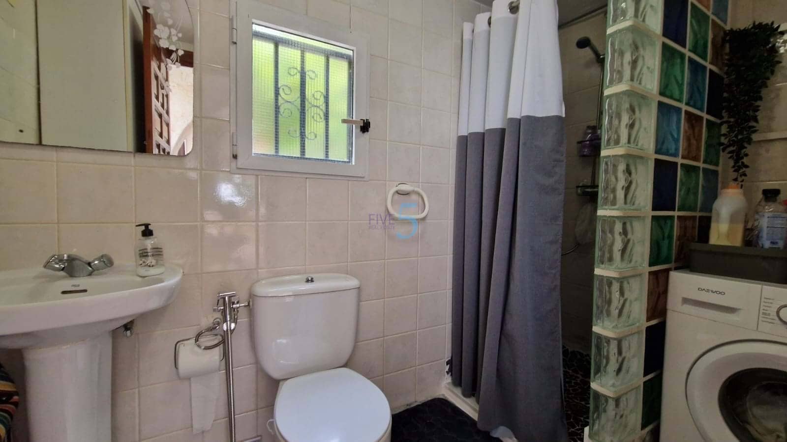 5 makuuhuone Huvila myytävänä paikassa Ciudad Quesada mukana uima-altaan 
autotalli - 475 000 € (Ref: 9219599)