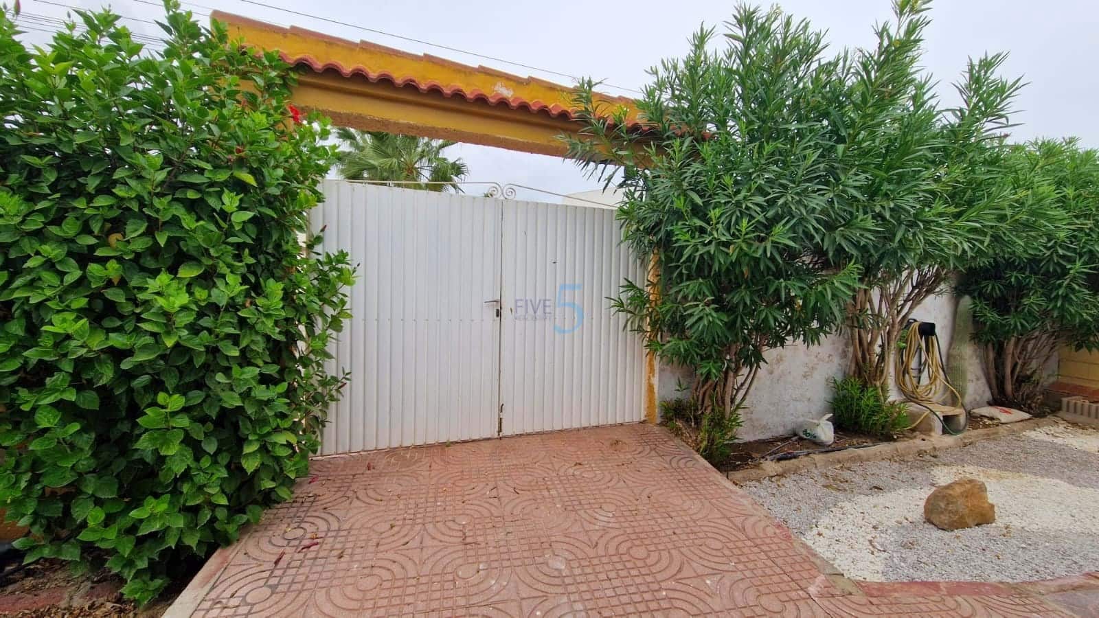 5 makuuhuone Huvila myytävänä paikassa Ciudad Quesada mukana uima-altaan 
autotalli - 475 000 € (Ref: 9219599)