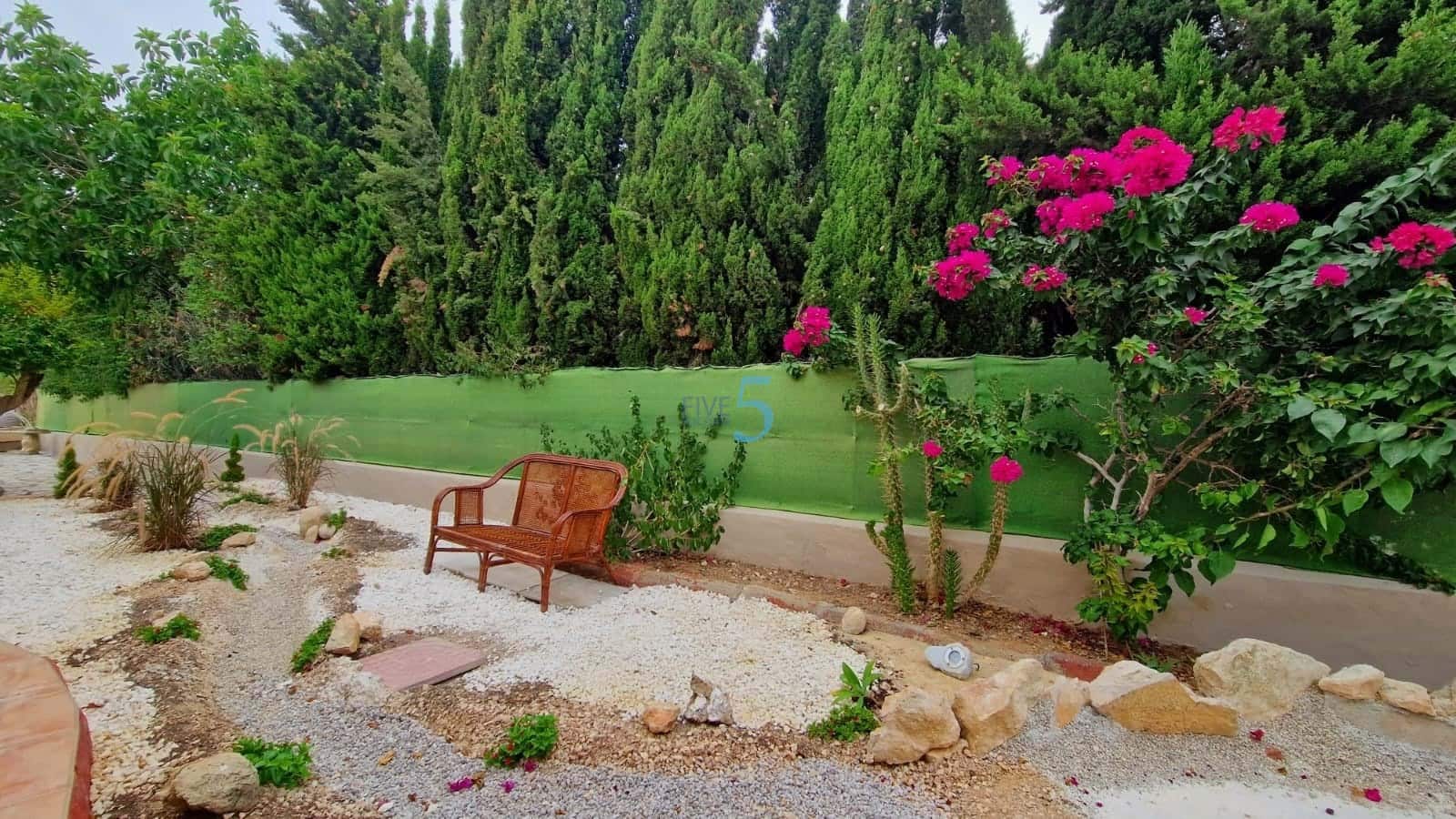 5 makuuhuone Huvila myytävänä paikassa Ciudad Quesada mukana uima-altaan 
autotalli - 475 000 € (Ref: 9219599)