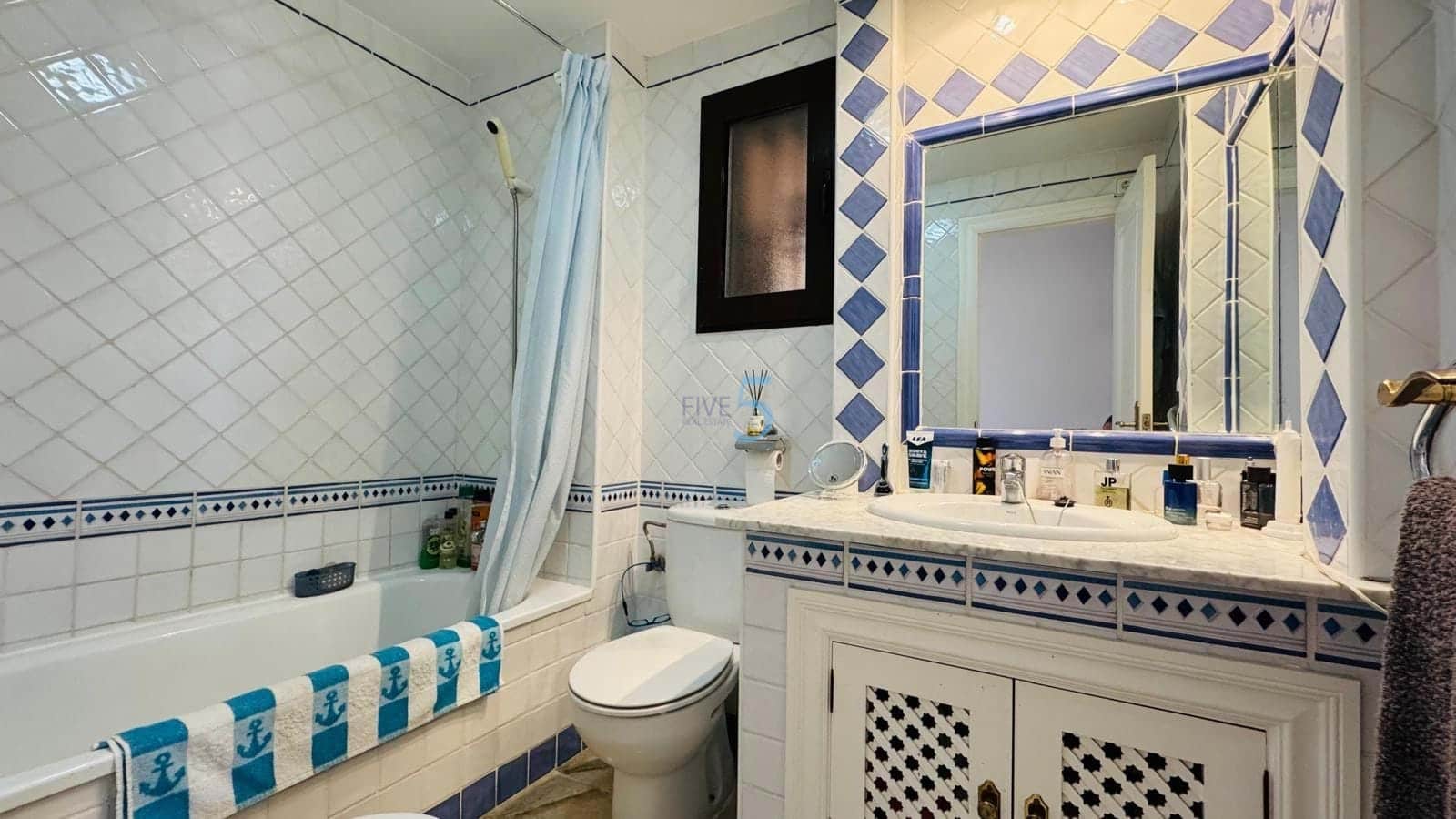 3 soverom Leilighet til salgs i Las Ramblas Golf med svømmebasseng garasje - € 219 995 (Ref: 9219601)