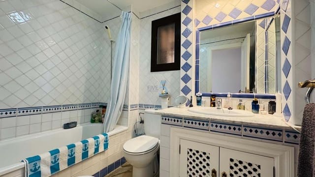 3 chambre Appartement à vendre à Las Ramblas Golf, Orihuela avec piscine garage - 219 995 € (Ref: 9219601)