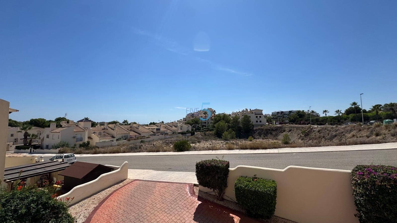 3 soverom Leilighet til salgs i Las Ramblas Golf med svømmebasseng garasje - € 219 995 (Ref: 9219601)