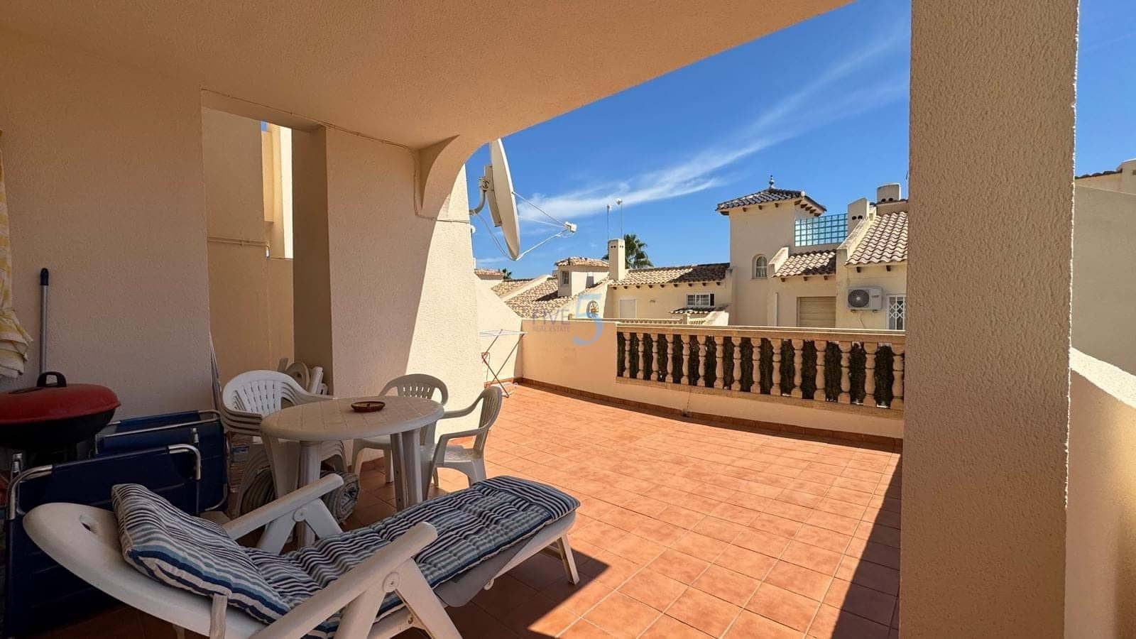 3 soverom Leilighet til salgs i Las Ramblas Golf med svømmebasseng garasje - € 219 995 (Ref: 9219601)