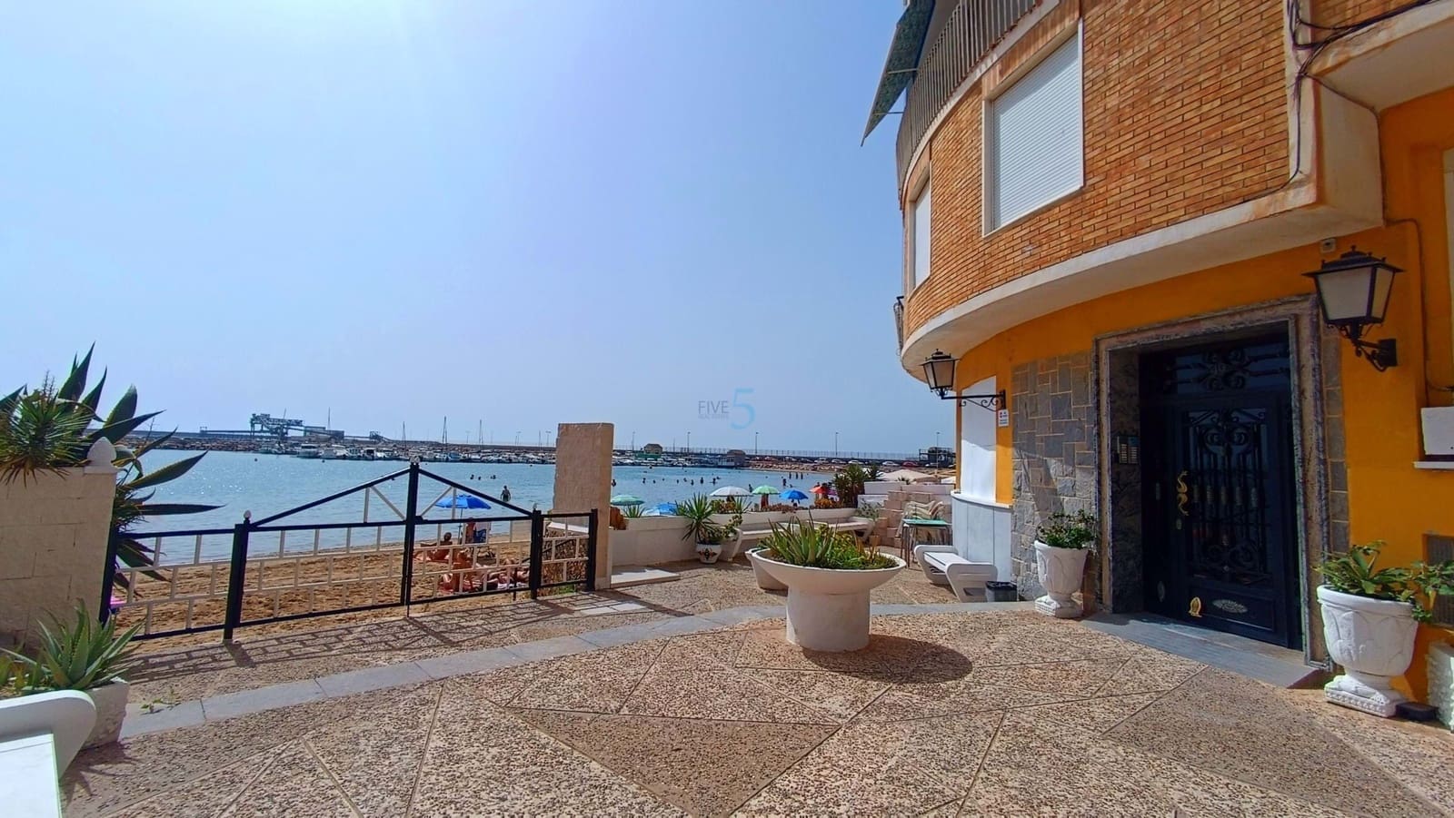 3 soveværelse Lejlighed til salg i Torrevieja med garage - € 390.000 (Ref: 9220497)