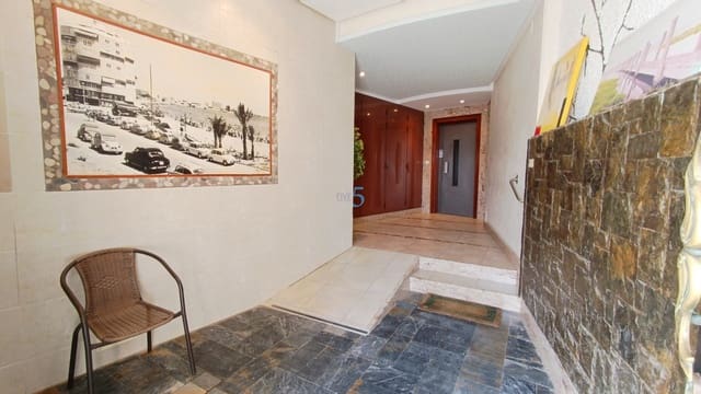 3 soveværelse Lejlighed til salg i Torrevieja med garage - € 390.000 (Ref: 9220497)