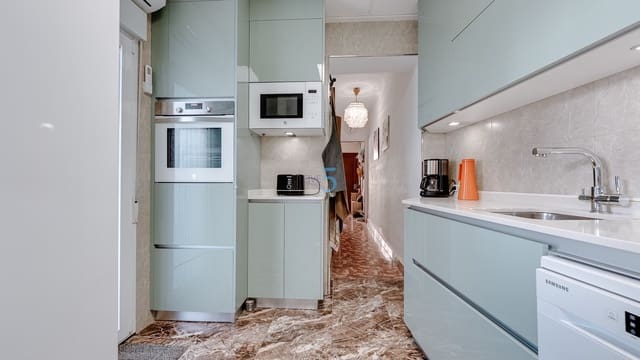 5 makuuhuone Huvila myytävänä paikassa San Fulgencio mukana uima-altaan 
autotalli - 349 999 € (Ref: 9228051)