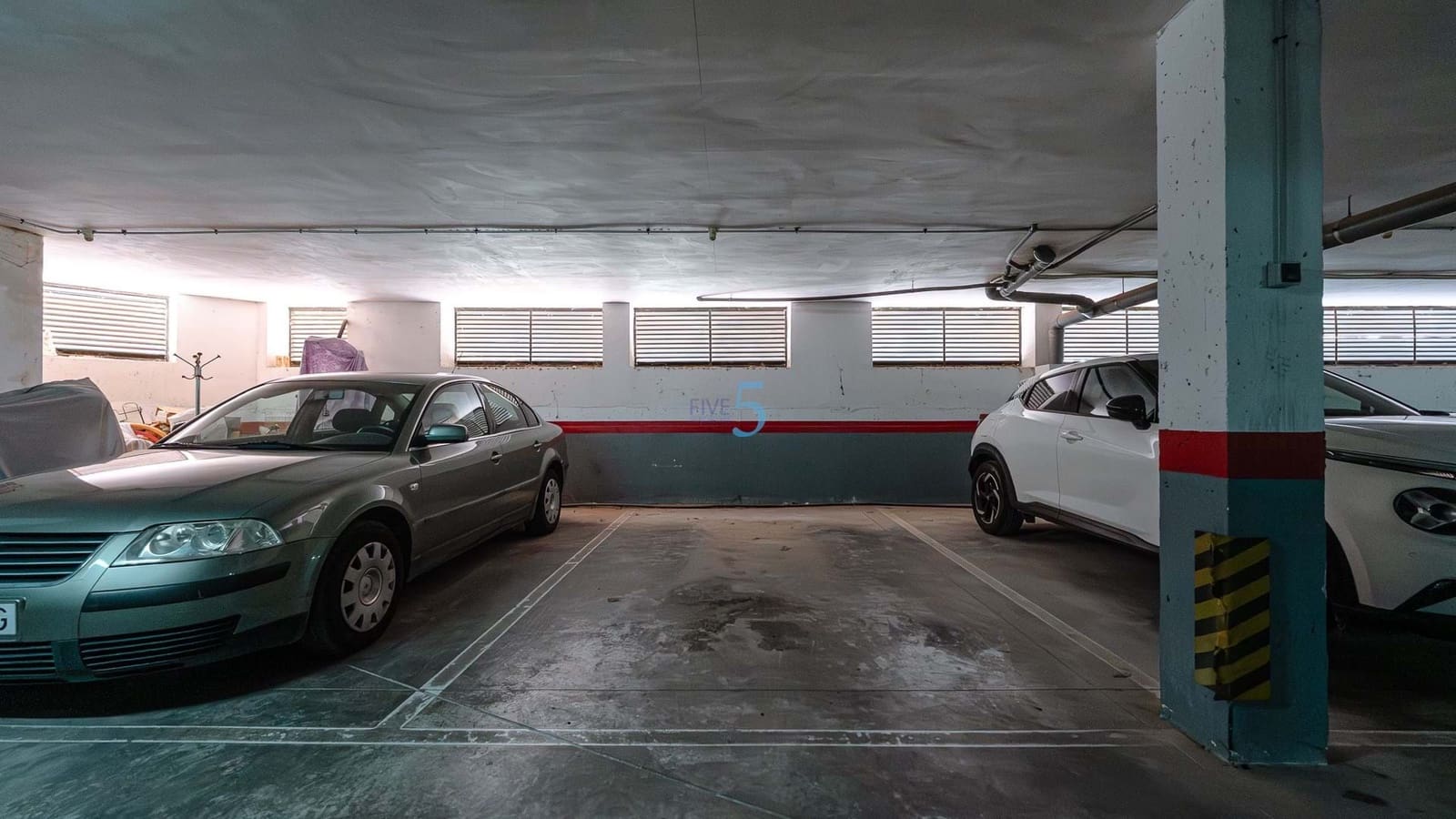 5 bedroom Villa for sale in San Fulgencio with pool garage - € 349,999 (Ref: 9228051)