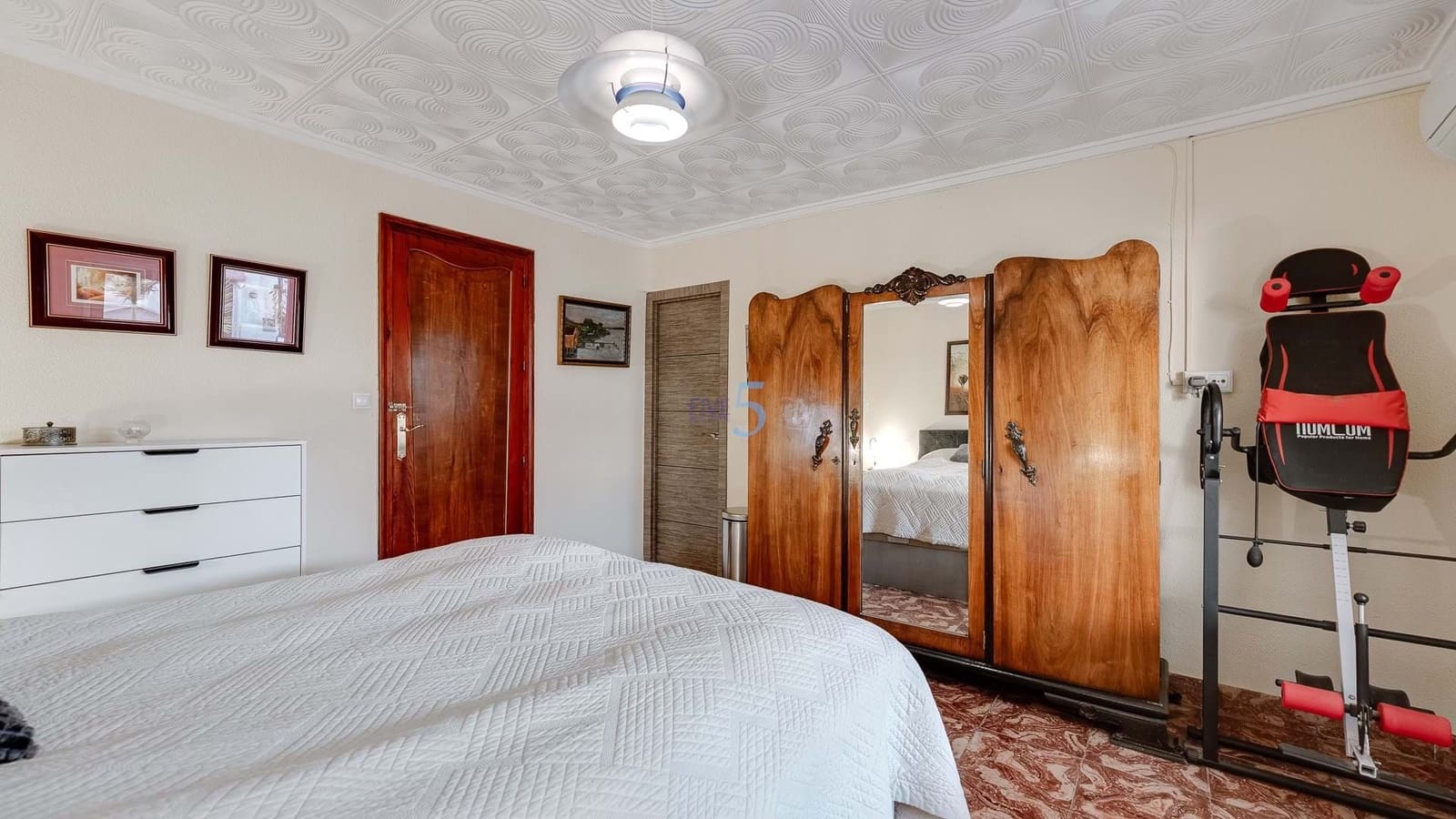 5 bedroom Villa for sale in San Fulgencio with pool garage - € 349,999 (Ref: 9228051)