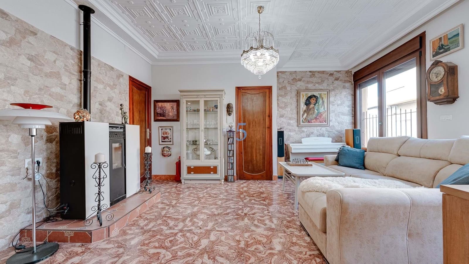 5 bedroom Villa for sale in San Fulgencio with pool garage - € 349,999 (Ref: 9228051)