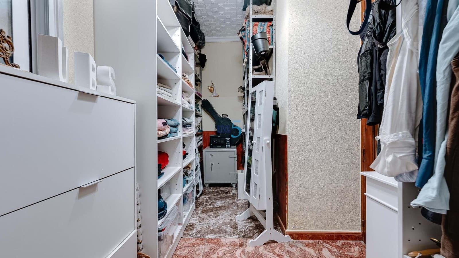 5 bedroom Villa for sale in San Fulgencio with pool garage - € 349,999 (Ref: 9228051)