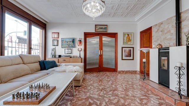 5 makuuhuone Huvila myytävänä paikassa San Fulgencio mukana uima-altaan 
autotalli - 349 999 € (Ref: 9228051)