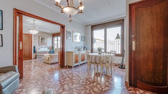 5 makuuhuone Huvila myytävänä paikassa San Fulgencio mukana uima-altaan 
autotalli - 349 999 € (Ref: 9228051)