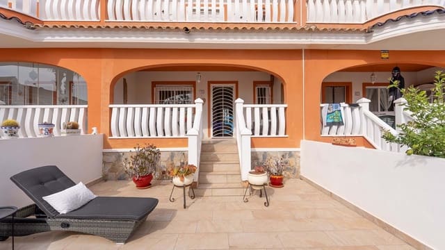 Casa de 3 habitaciones en Ciudad Quesada, Rojales en venta con piscina garaje - 215.000 € (Ref: 9232053)