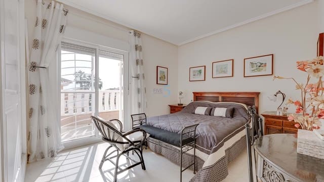 Casa de 3 habitaciones en Ciudad Quesada, Rojales en venta con piscina garaje - 215.000 € (Ref: 9232053)