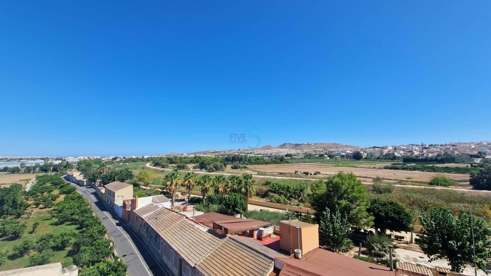 2 soveværelse Lejlighed til salg i Formentera del Segura med swimmingpool - € 99.999 (Ref: 9235492)