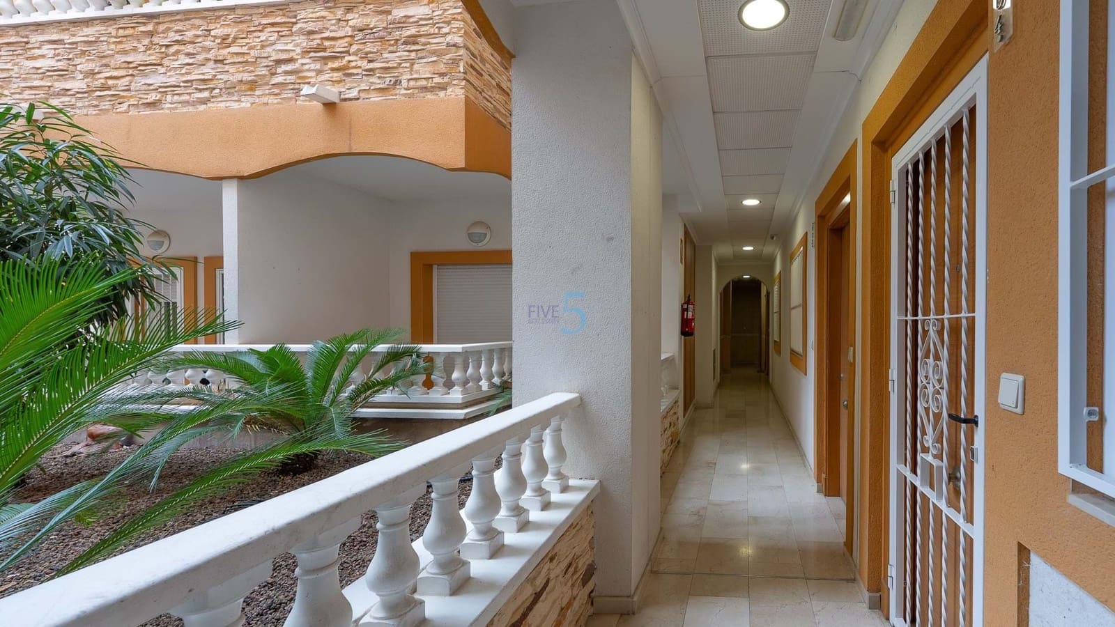 2 soveværelse Lejlighed til salg i Formentera del Segura med swimmingpool - € 99.999 (Ref: 9235492)